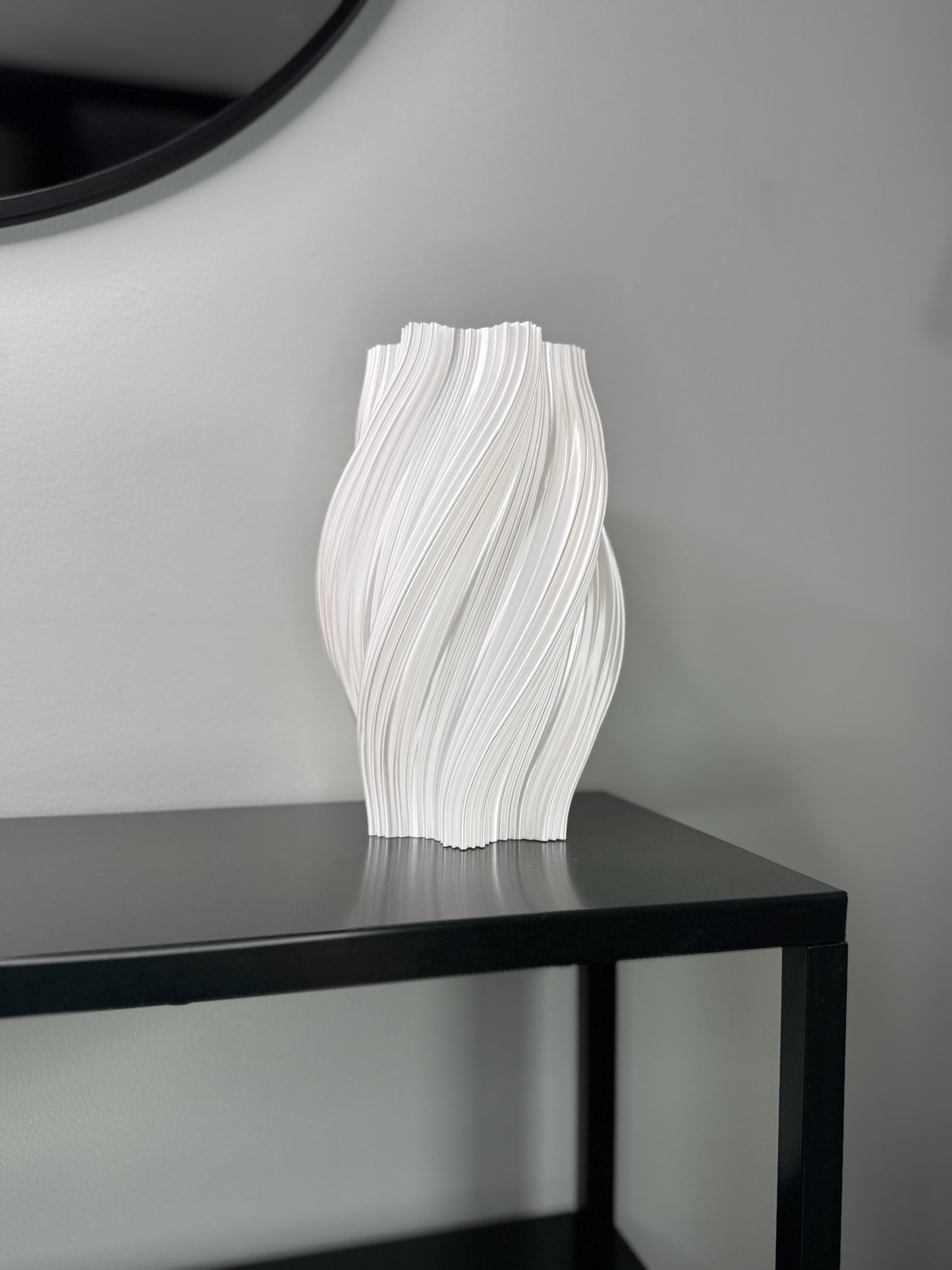 SMȲD – Ivory Shell